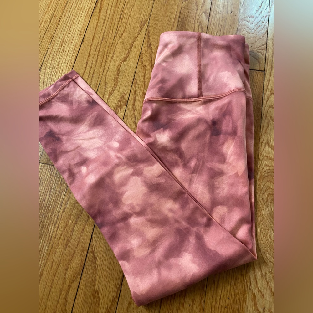 NWOT Athleta Elation Printed Tight Yoga Legging Orange Small